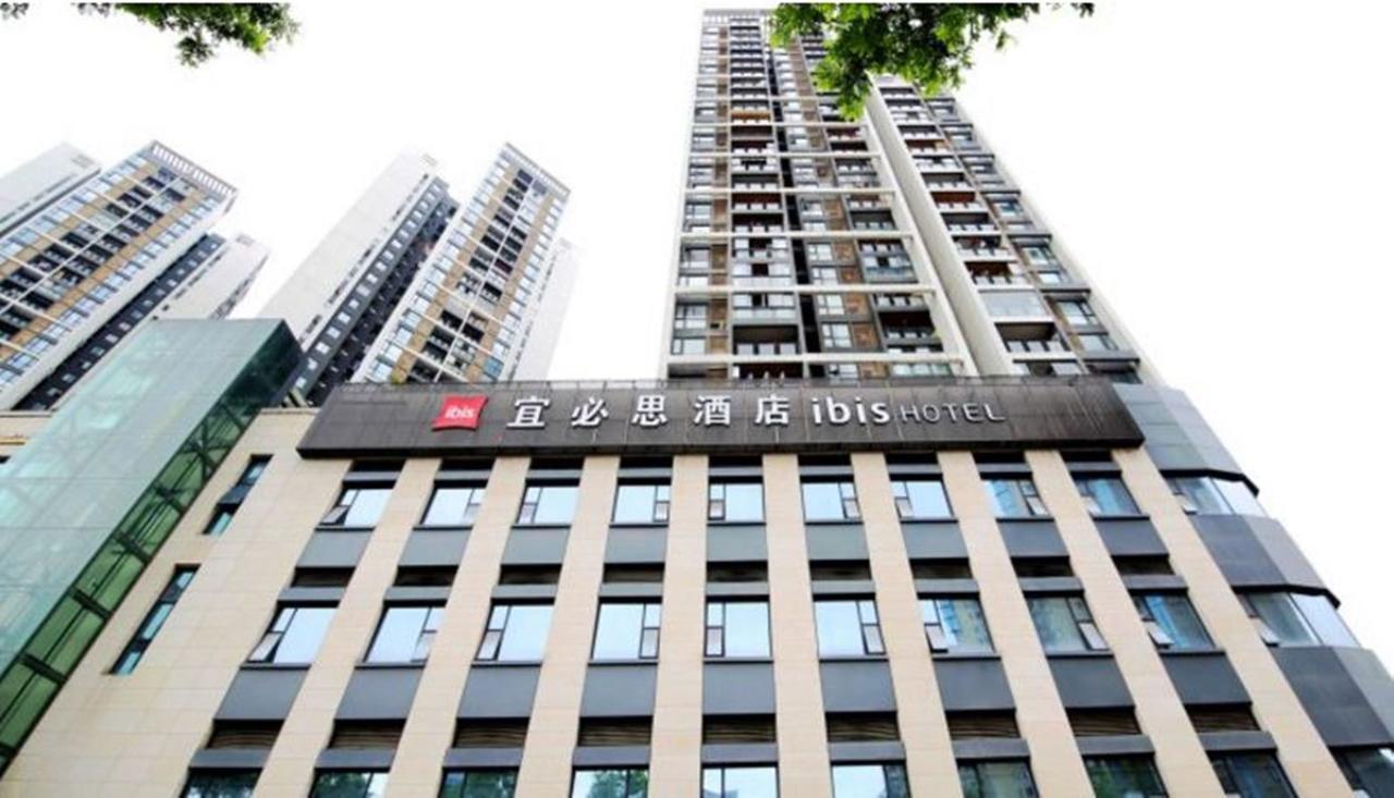 Ibis Chongqing Airport Hotel Bagian luar foto