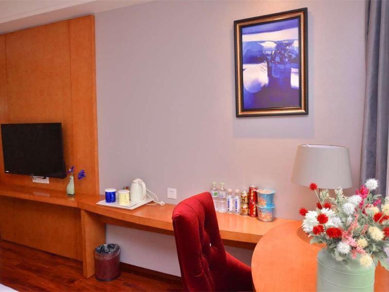 Ibis Chongqing Airport Hotel Bagian luar foto